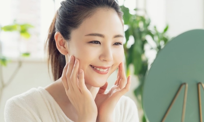 Căng da mặt tiểu phẫu