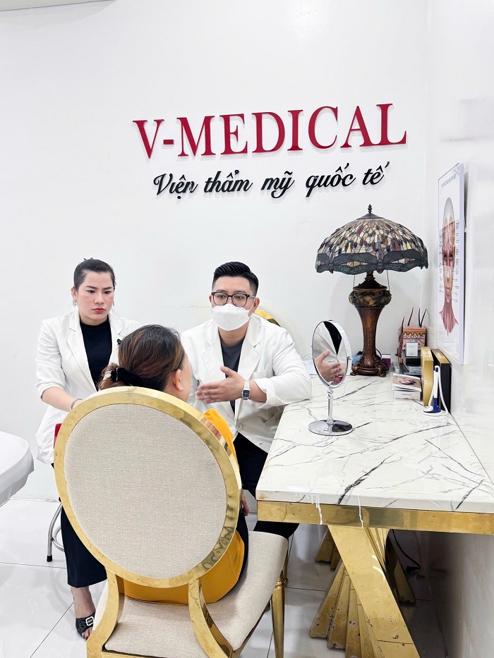 Chăm sóc vùng kín bị thâm đen