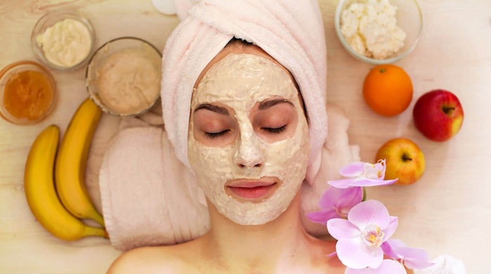 Mặt nạ căng bóng da tại nhà