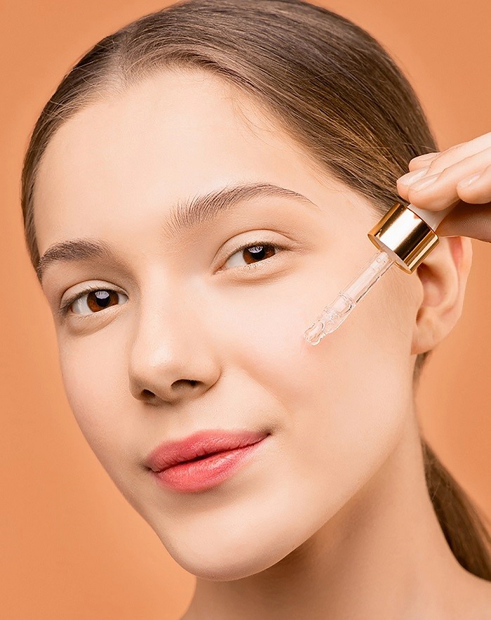 sản phẩm làm căng bóng da mặt của nhật