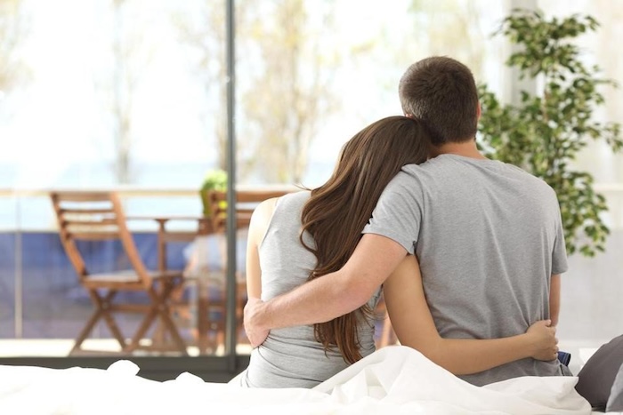 Vùng kín bị thâm đen là vì sao