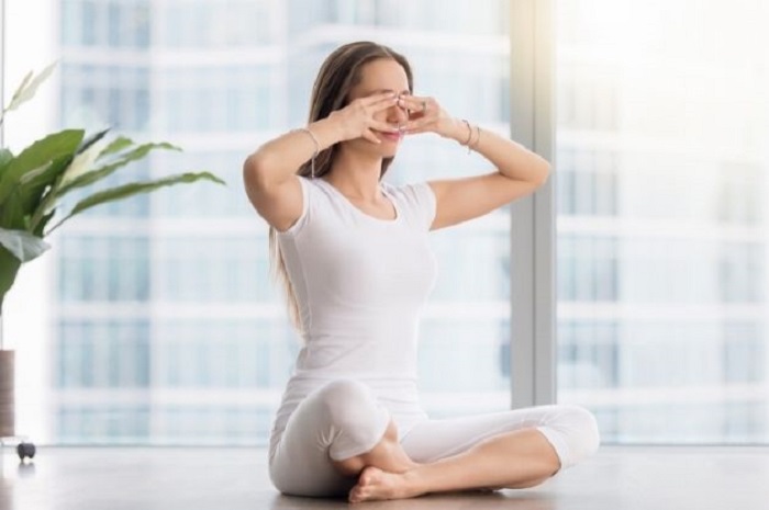 Bài tập yoga trẻ hóa và hồng hào gương mặt
