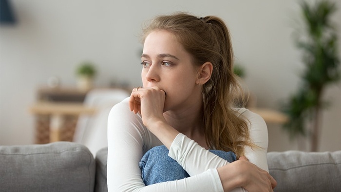 Bấm huyệt trẻ hóa khuôn mặt