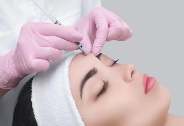 Cách tiêm botox xóa nhăn trán