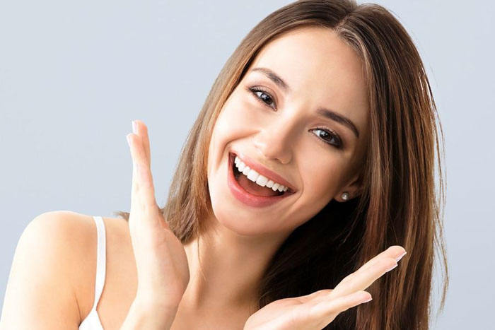 Cách xóa nếp nhăn quanh mắt Cách xóa nếp nhăn quanh mắt