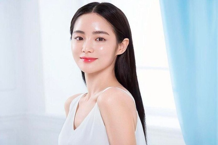 Cách xóa nếp nhăn rãnh mũi má