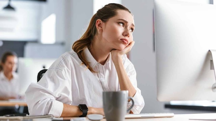 Cổ bị nếp nhăn Cổ bị nếp nhăn