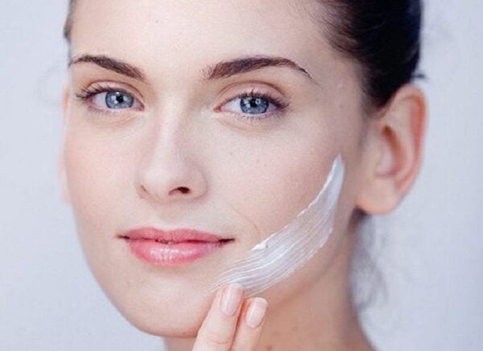 Kem nâng cơ chống chảy xệ