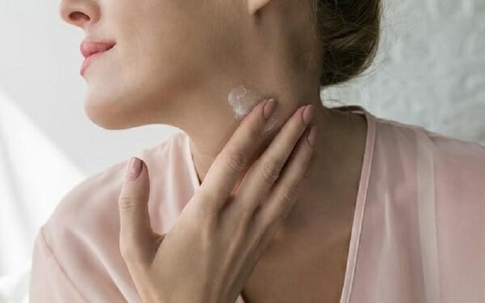 Kem xóa nếp nhăn vùng cổ của nhật Kem xóa nếp nhăn vùng cổ của nhật