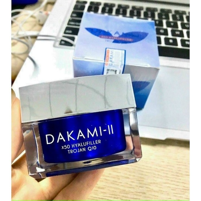 Kem xóa nhăn dakami