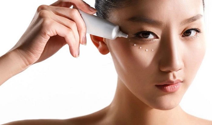Nếp nhăn dưới mắt