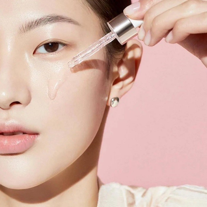 Serum căng bóng trẻ hóa da