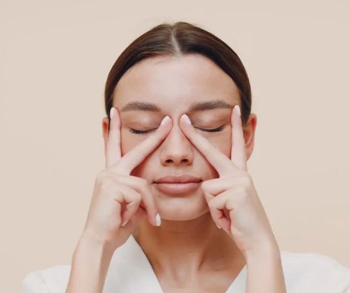 Yoga trẻ hóa khuôn mặt Yoga trẻ hóa khuôn mặt