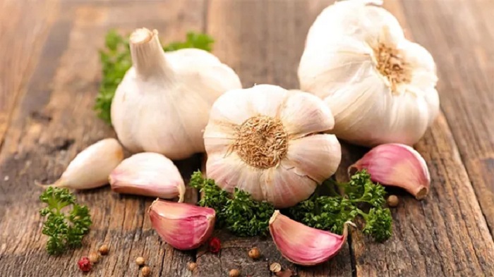 Cách trị nám bằng tỏi