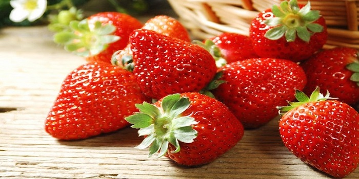 Dâu tây có trị nám không