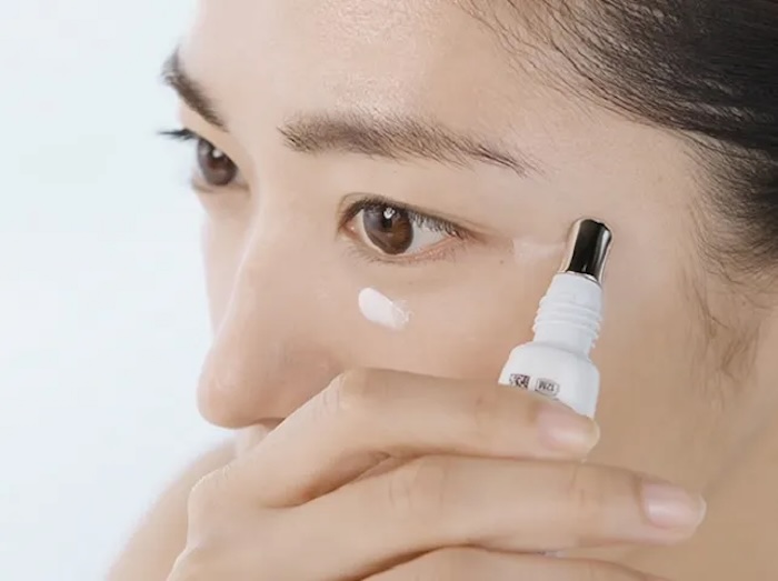 Kem trị bọng mắt sana nhật bản