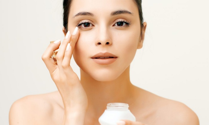 Kem trị thâm mắt của mỹ