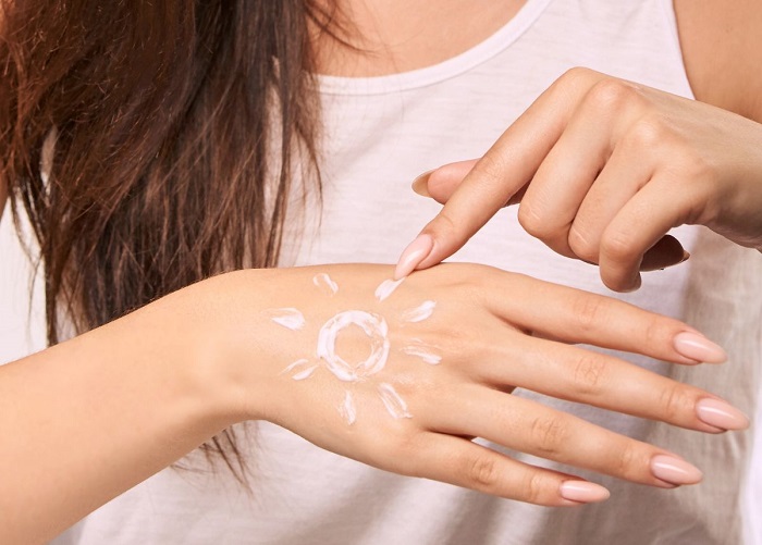 Bị nám da tay Bị nám da tay