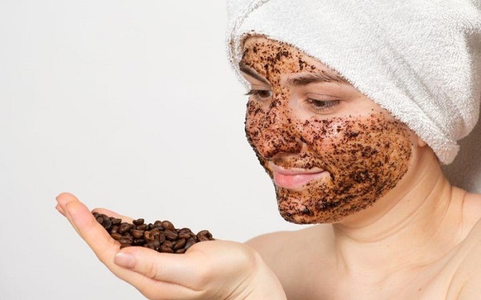 Trị nám bằng bã cà phê