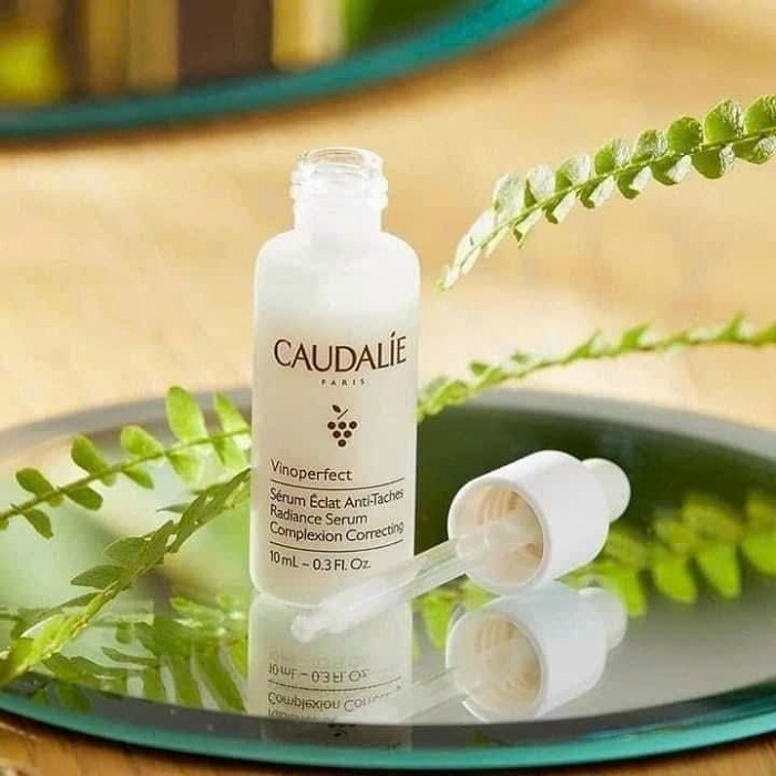 Bộ dưỡng da trị nám caudalie