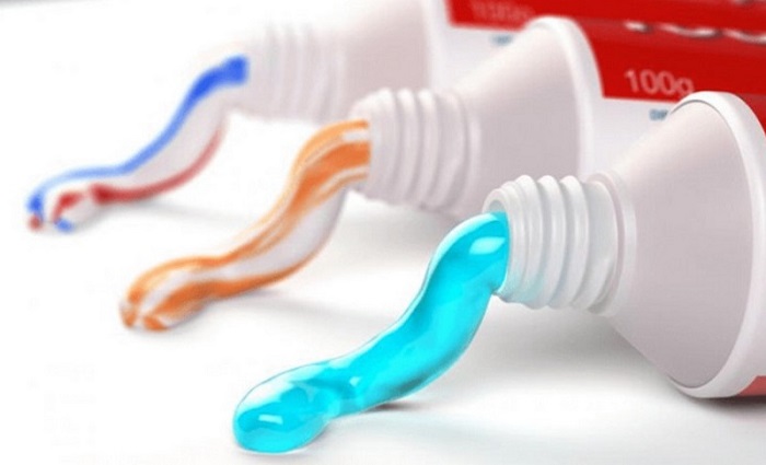 Cách trị nám tại nhà bằng kem đánh răng