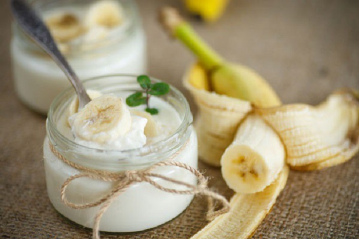 Trị nám da bằng chuối và sữa chua