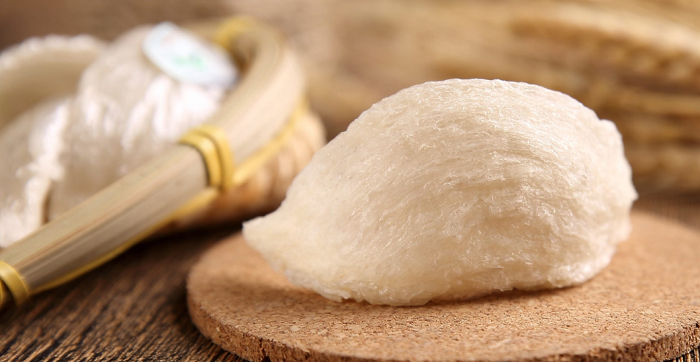 Dưỡng da yến tươi trị thâm nám